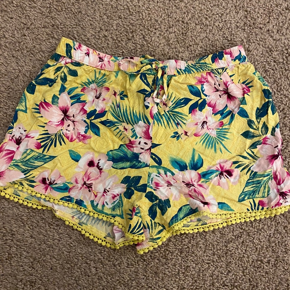 Hollister Floral Petal Shorts